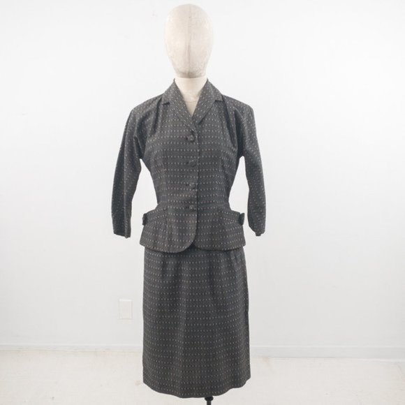 Vintage 40s S 2 Piece Skirt Set Blazer Suit Gray
